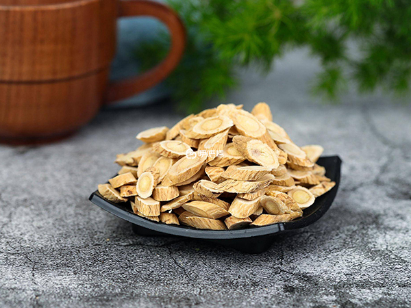 黄芪不能和6种食物一起吃